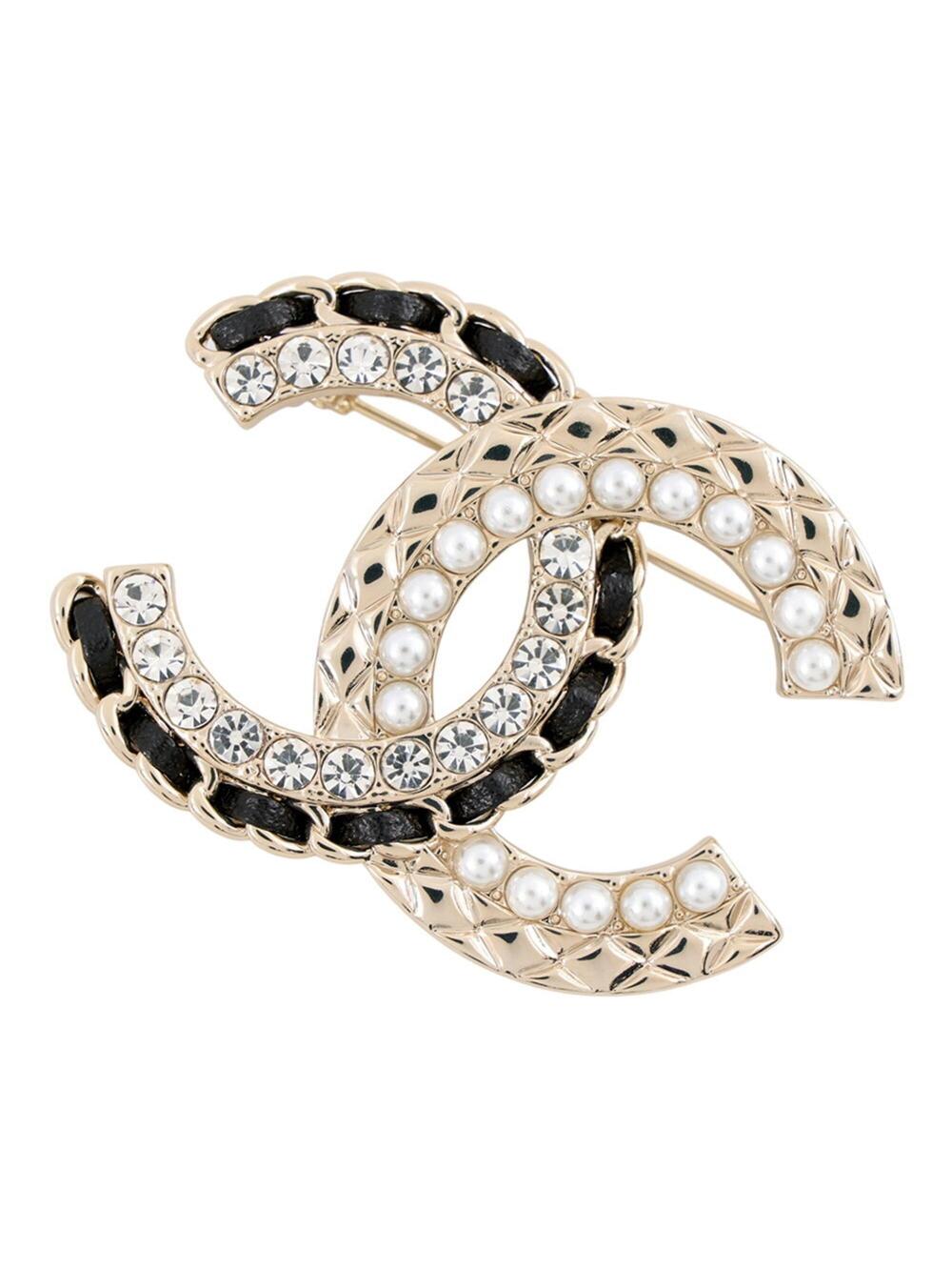 Chanel Cc Logo Brooch Gold-Tone Metal #383474C11B